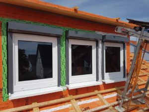 Projekt Dachgaube mit weißen Fenstern